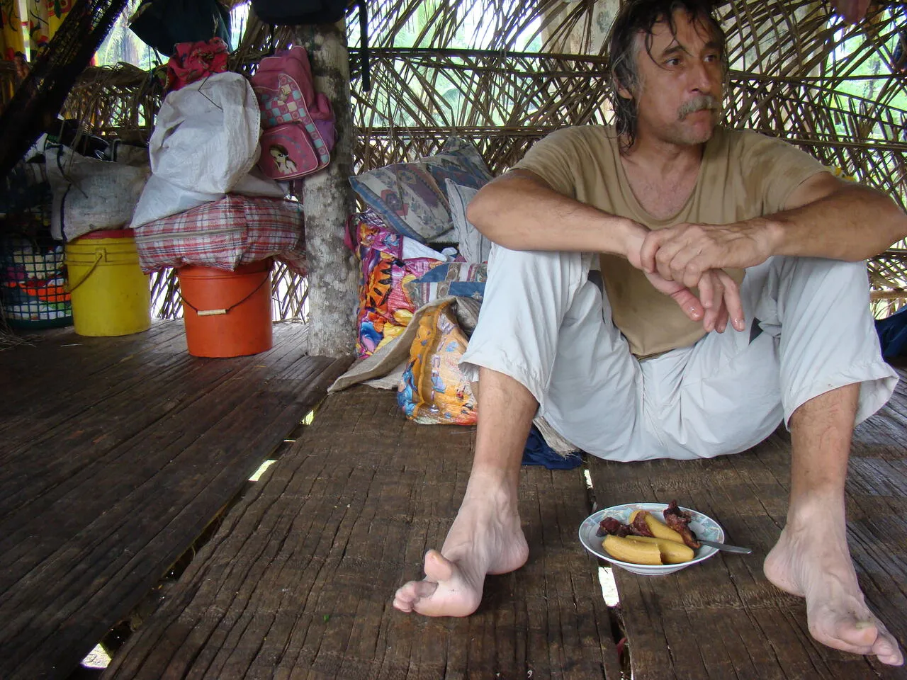 Village life along the riverbank (7 of 48)